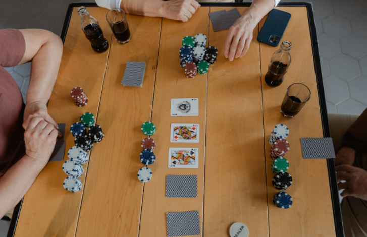 Tips on Hosting a Poker Night